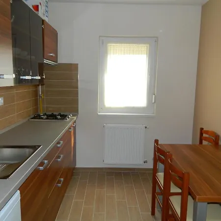 Fortuna Lux Apartment Heviz
